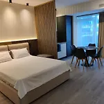 White Titanic Studio310 Διαμέρισμα Năvodari