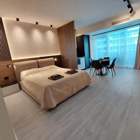 White Titanic Studio310 公寓 那沃达利