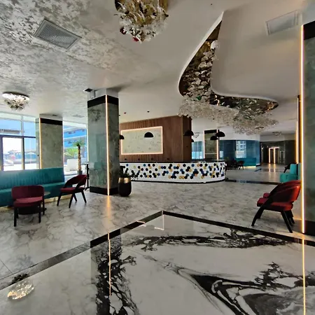 White Titanic Studio310 公寓 *