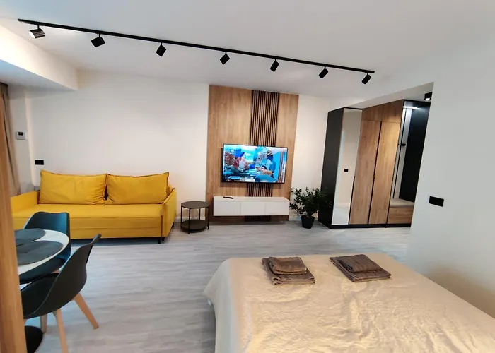 White Titanic Studio310 Apartment *