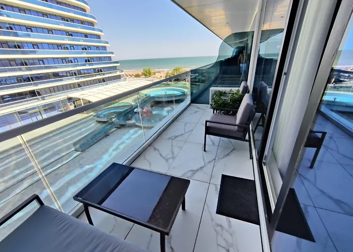 White Titanic Studio310 * Năvodari