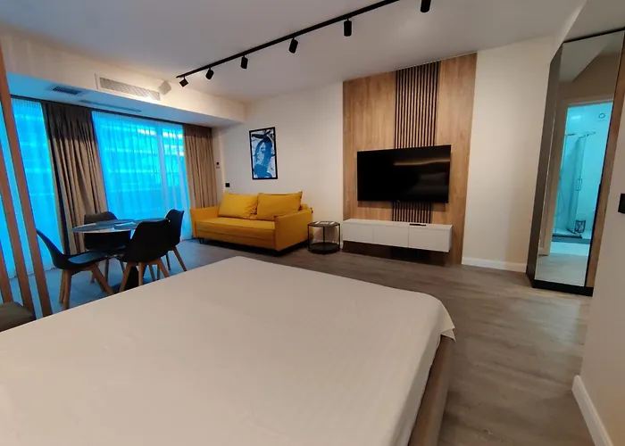 White Titanic Studio310 Năvodari